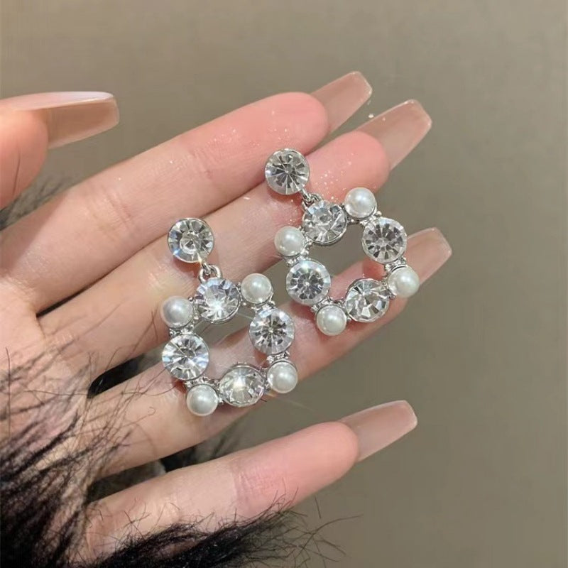 Geometric Earrings For Women Featuring Silver Plated Alloy With Zinc Alloy Ear Pins