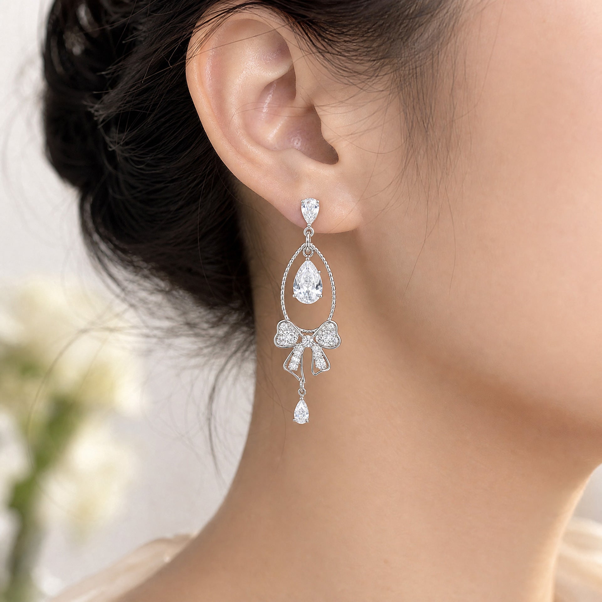 Elaborate Gold Butterfly Drop Earrings For Women With Sweet Style Featuring Zircon Inlay And Copper Material