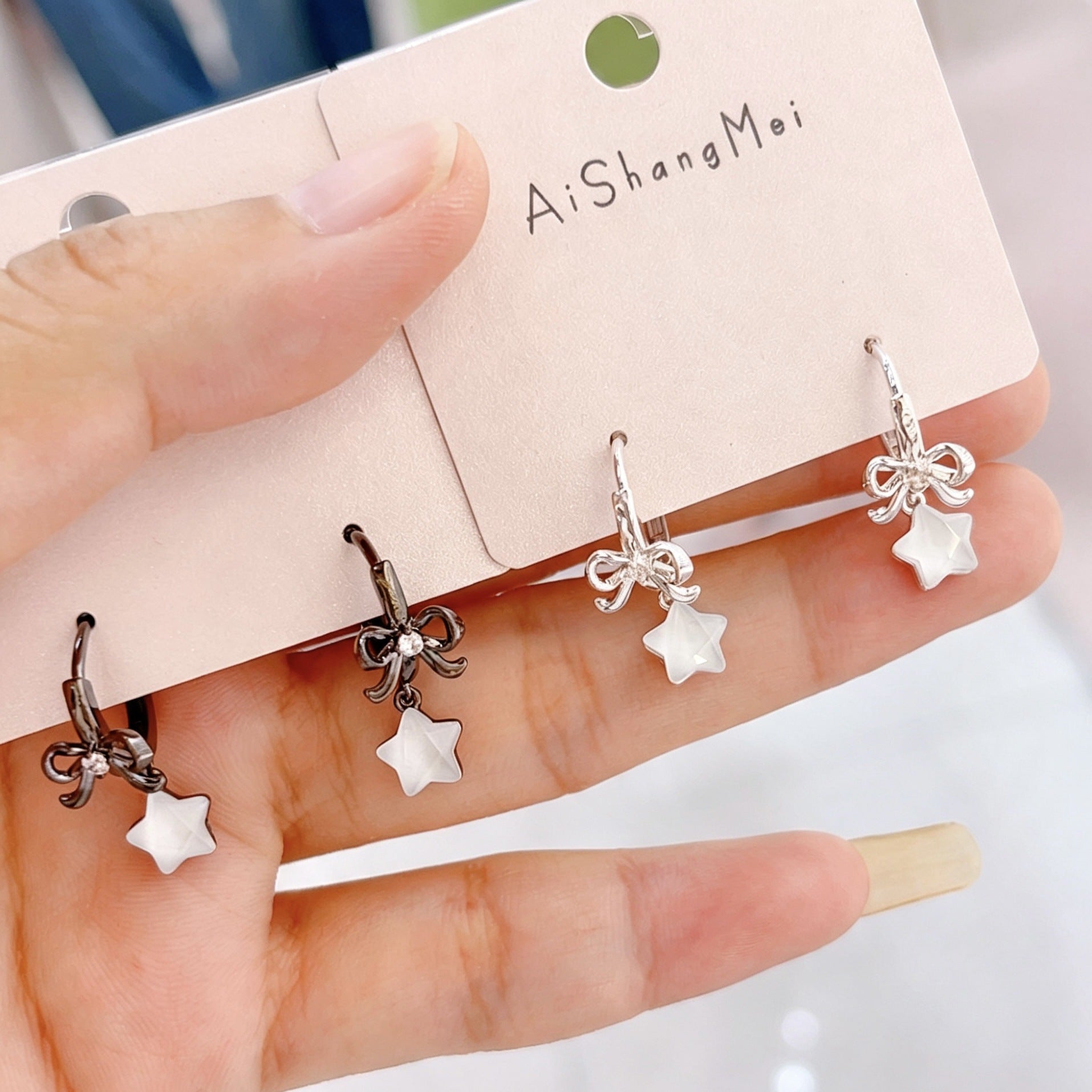 Bow Tie Clip Earrings For Women In Dyed Black Alloy With Copper Posts Featuring Cute Style