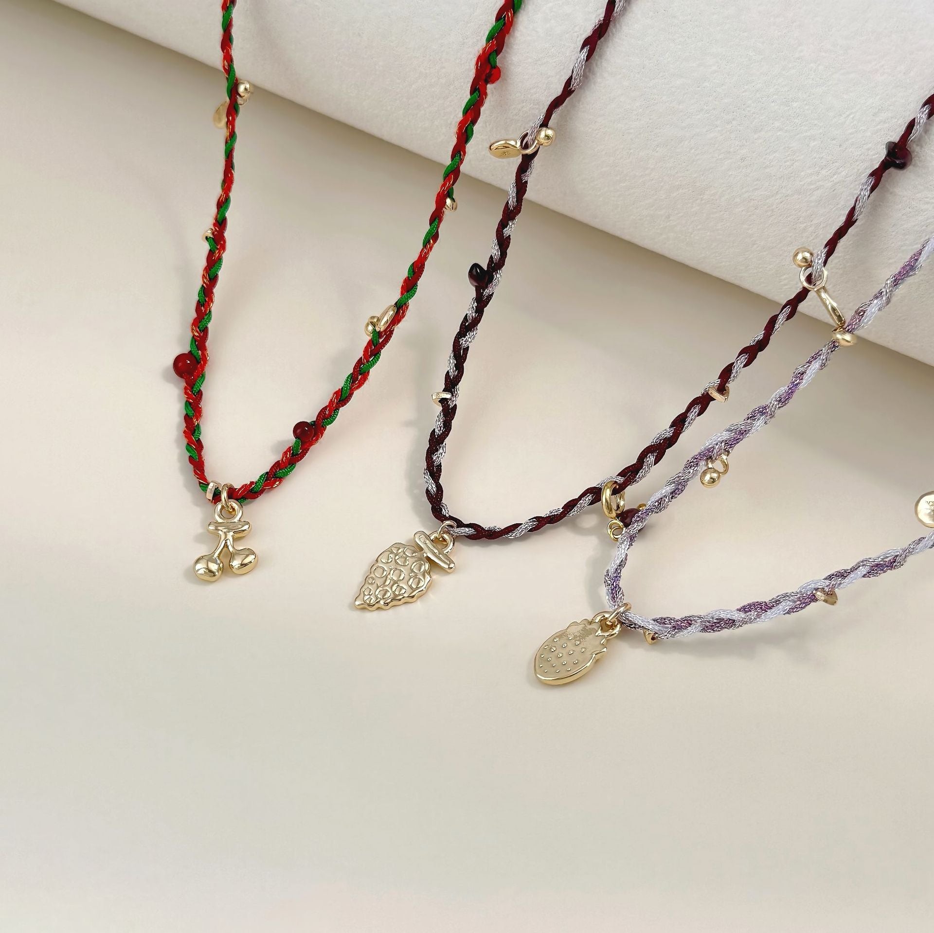 Ethnic Style Grape Braid Necklace For Women With Copper Alloy Pendant And Woven Chain