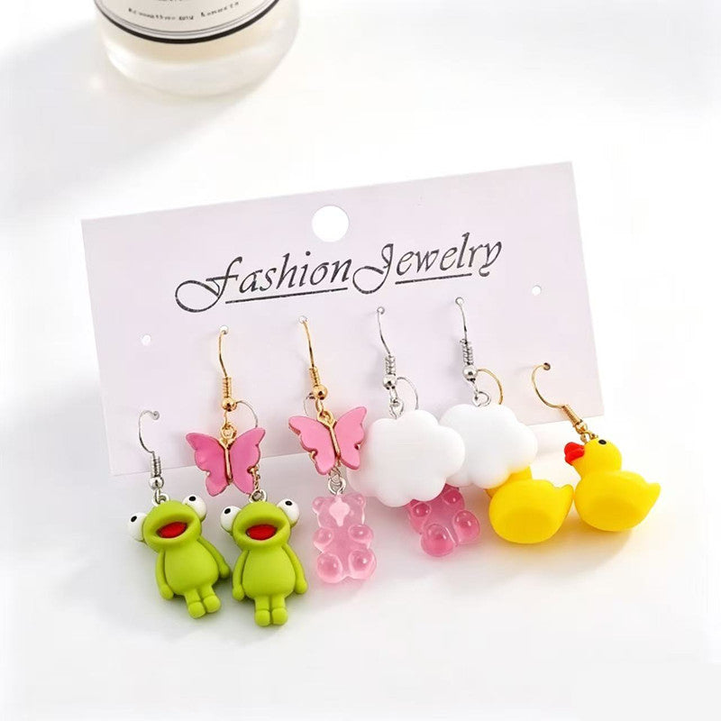 Geometric Stud Earrings For Women In Gold Featuring Zinc Alloy Ear Pins With Simple Style
