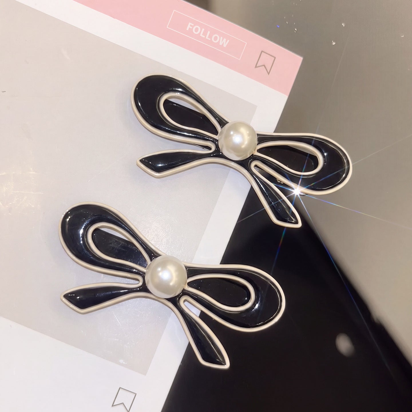 Commute Style Bow Tie Hairpin For Women Made Of Acetic Acid Sheets, 1 PCS Package