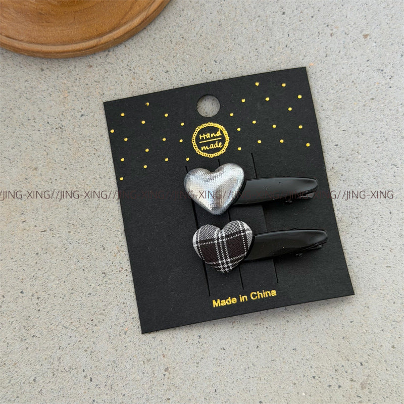 Sweet Heart Shape BB Clips Hair Accessories For Women In Mixed Materials With Fabric Inlay, 1 Pair