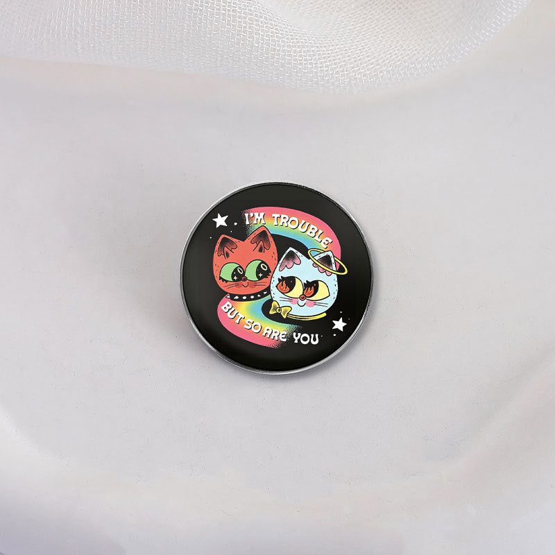 Cat Pin Made Of Zinc Alloy With Electroplated Finish, Available In Red Color