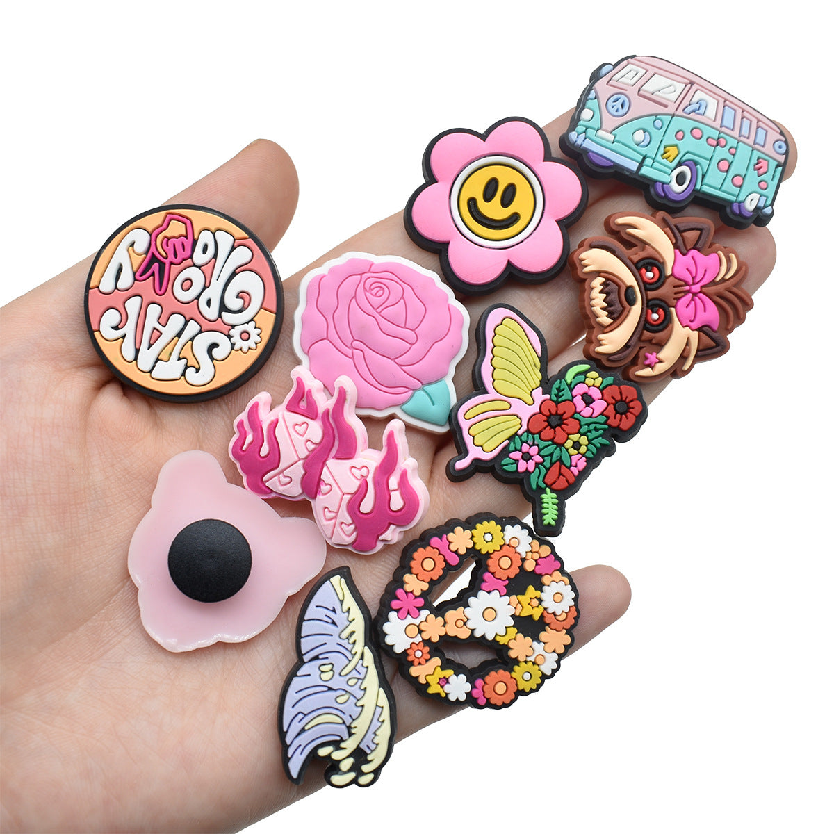 Sweet Cartoon Shoe Buckle For Slippers Made Of Soft Glue, Decorative And Comfortable