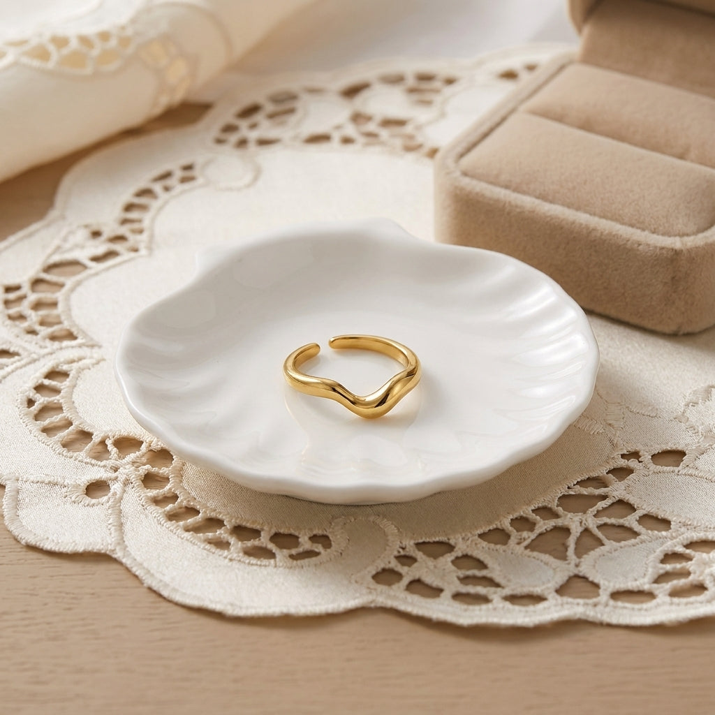 Geometric Electroplated Rings For Women In 304 Stainless Steel With 18K Real Gold PVD Coating And Shell Inlay