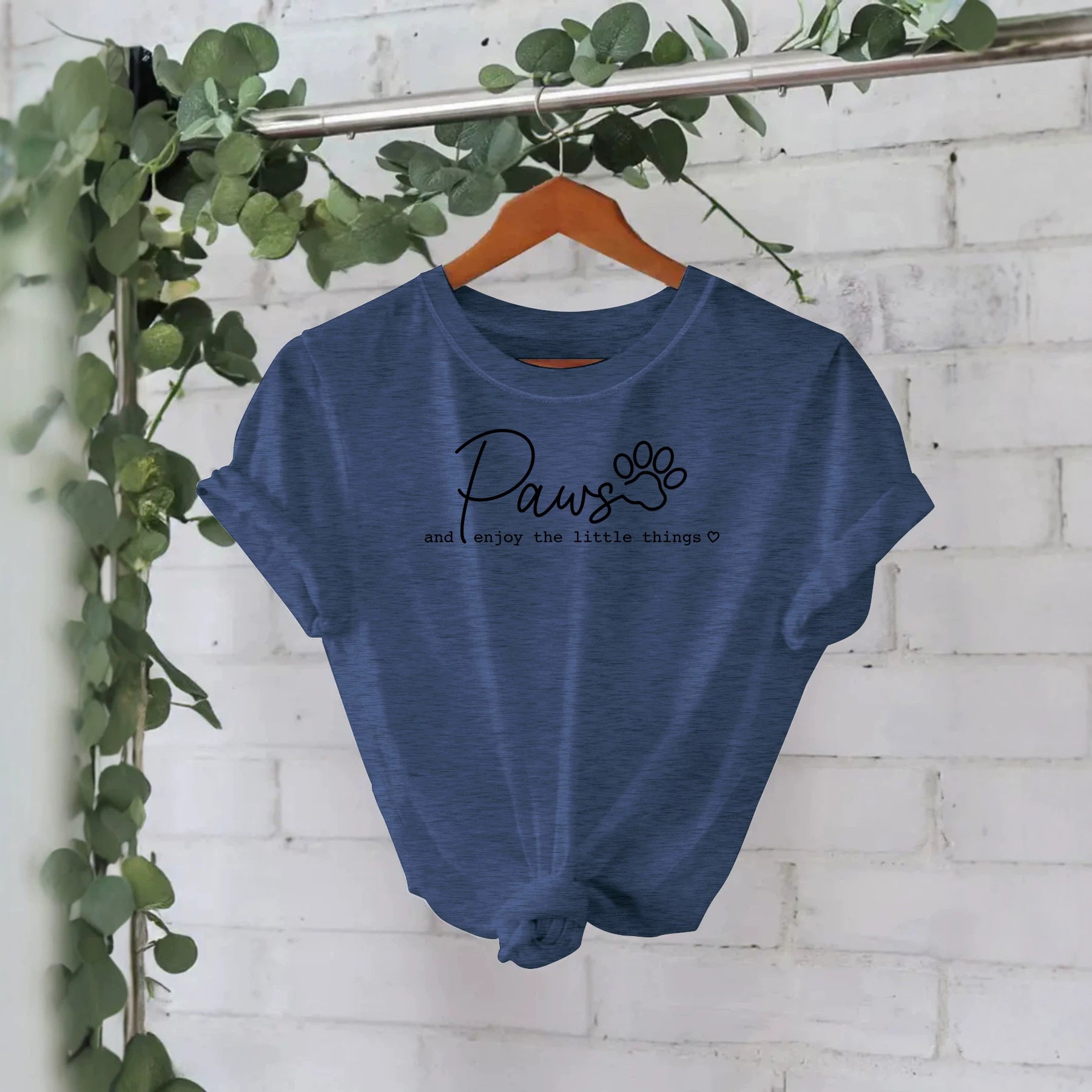 Casual Cotton Short Sleeve T-shirt For Women Featuring Printing Design
