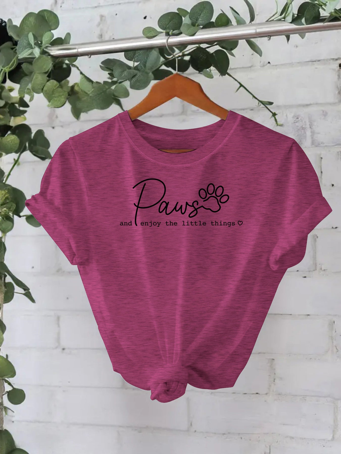 Casual Cotton Short Sleeve T-shirt For Women Featuring Printing Design
