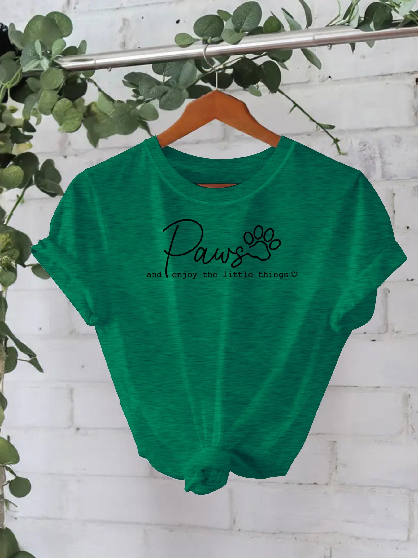 Casual Cotton Short Sleeve T-shirt For Women Featuring Printing Design