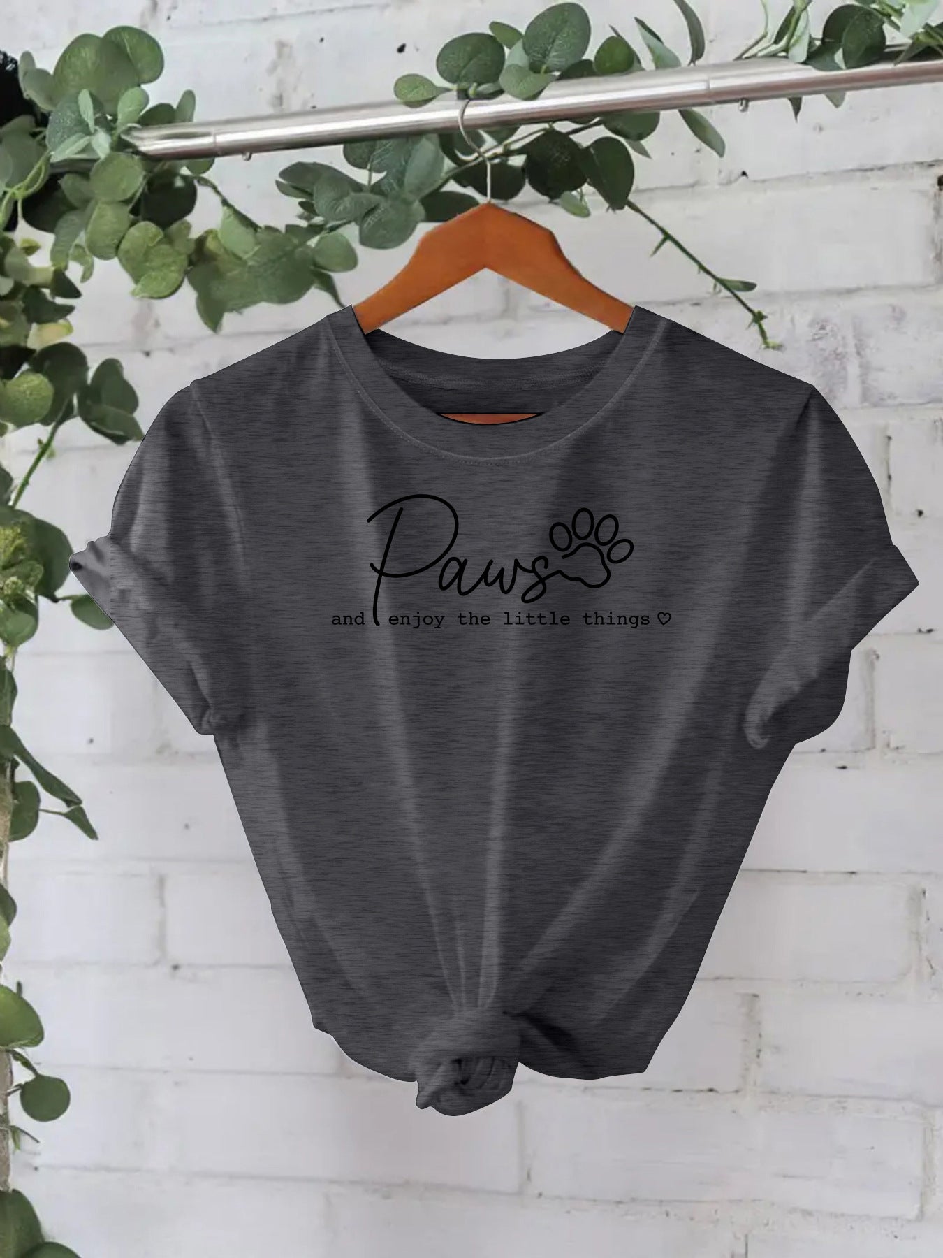 Casual Cotton Short Sleeve T-shirt For Women Featuring Printing Design