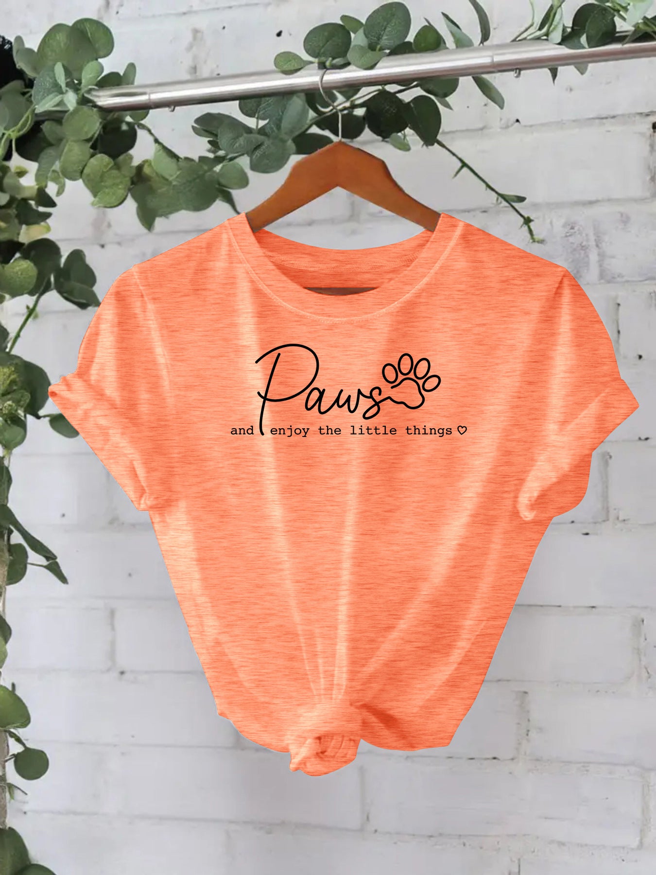 Casual Cotton Short Sleeve T-shirt For Women Featuring Printing Design