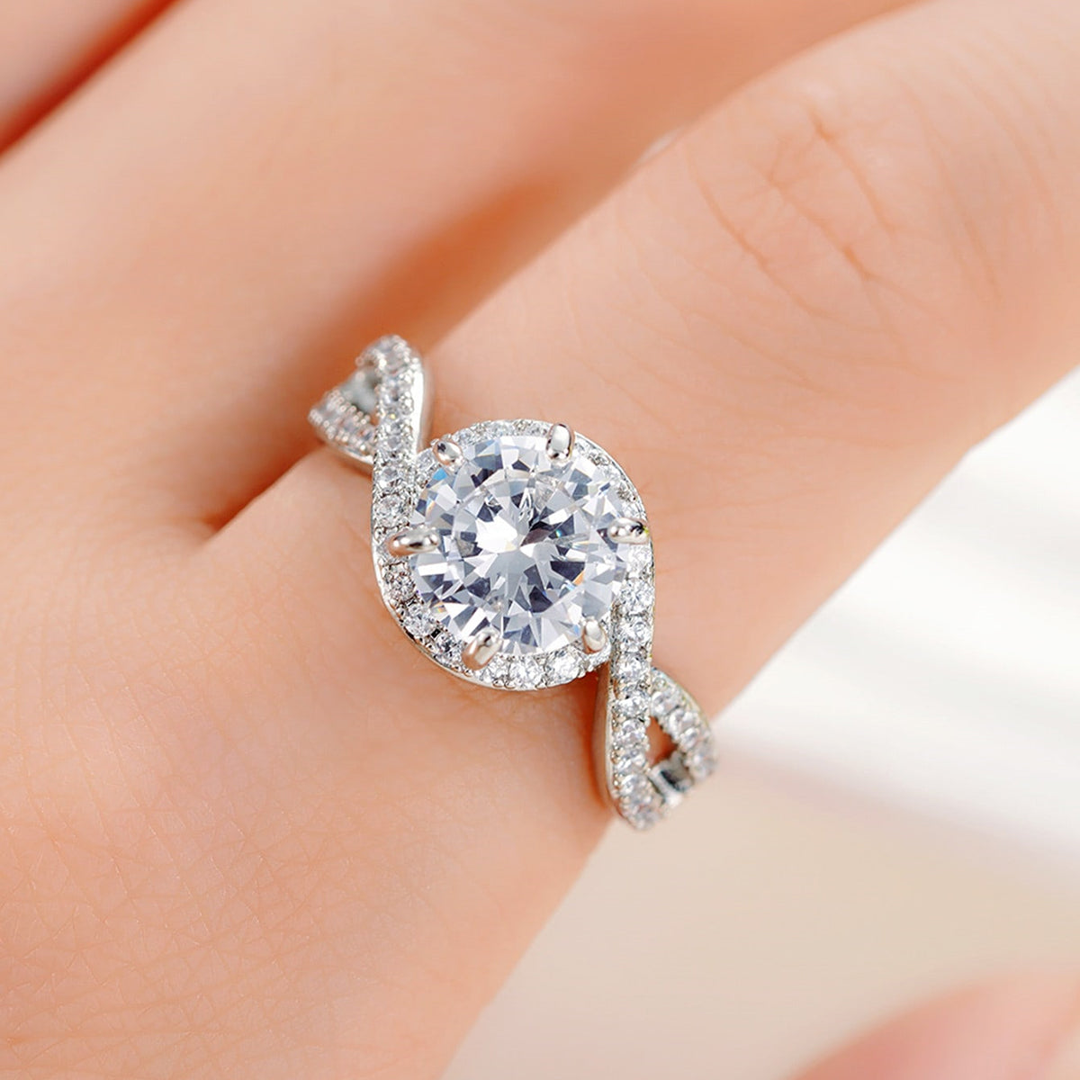 Geometric Claw Setting Ring For Women In Copper With White K Water Plating And Zircon Inlay