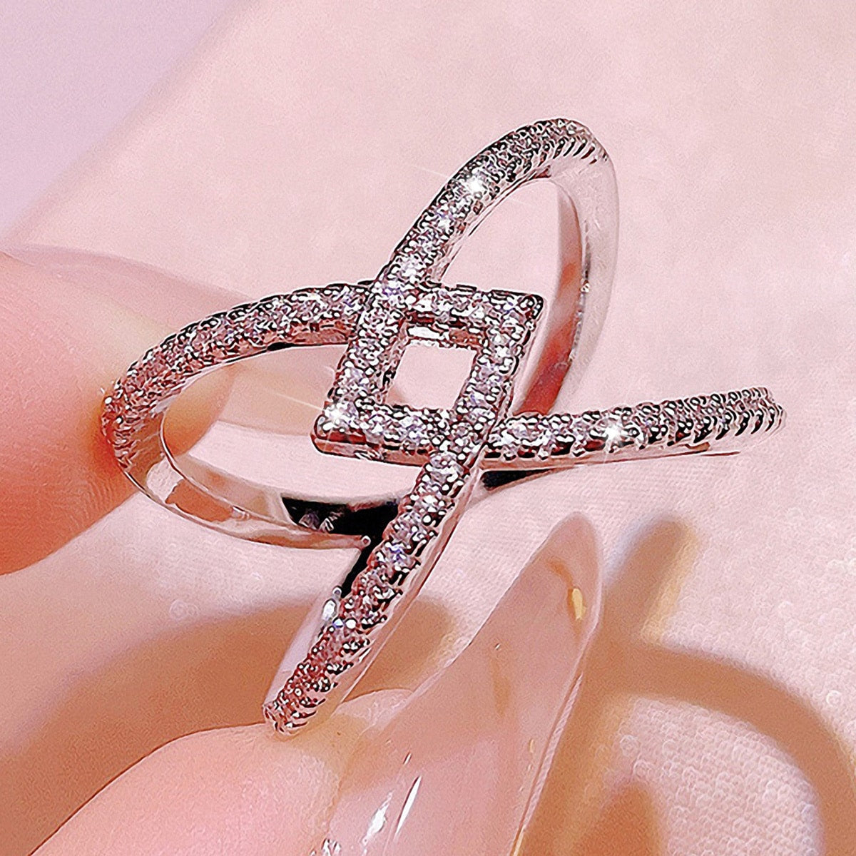 Irregular Claw Setting Rings For Women In Copper With White K Water Plating And Zircon Inlay