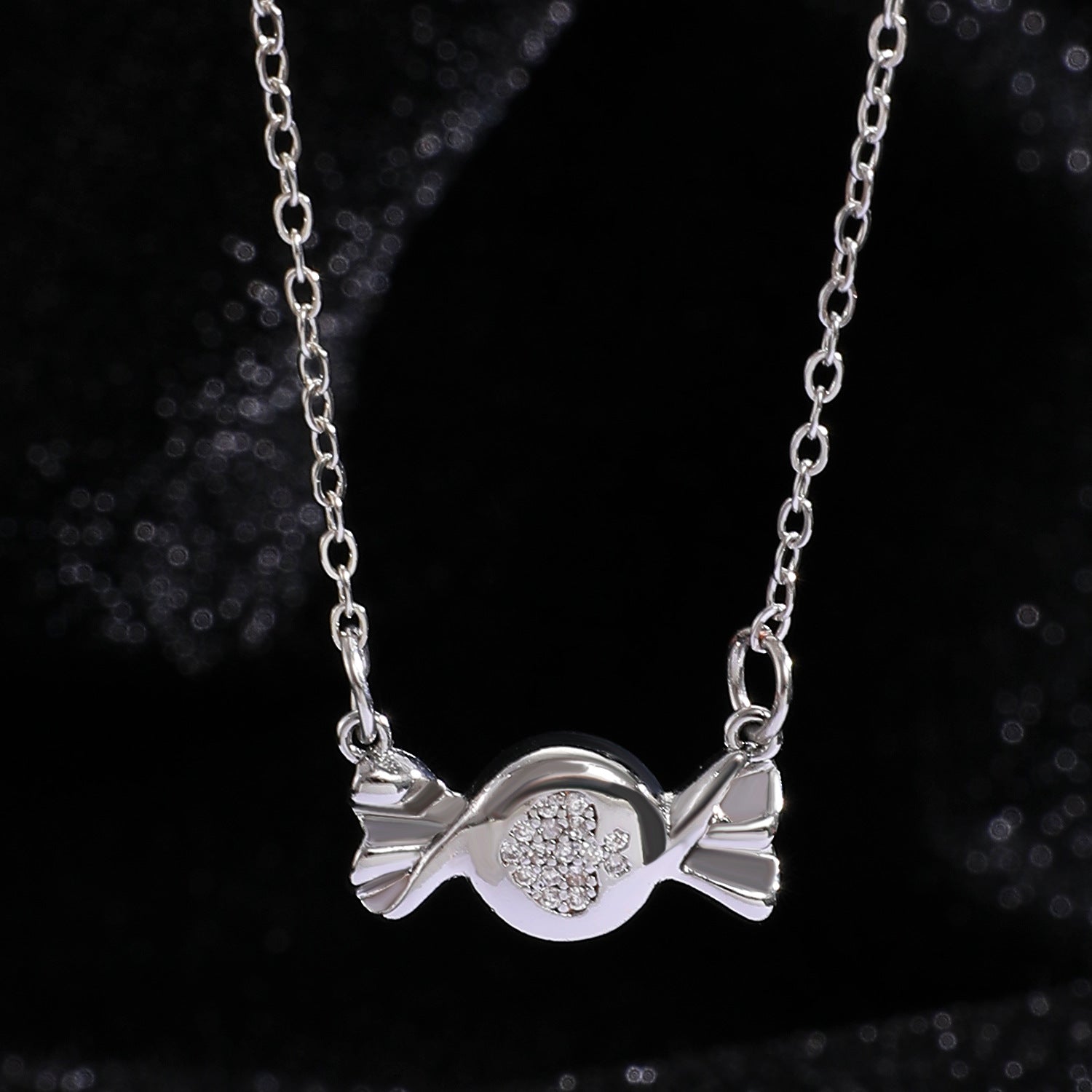 Candy Gold New Style Necklace For Women With Copper Material And Rhinestone Inlay On Cable Chain