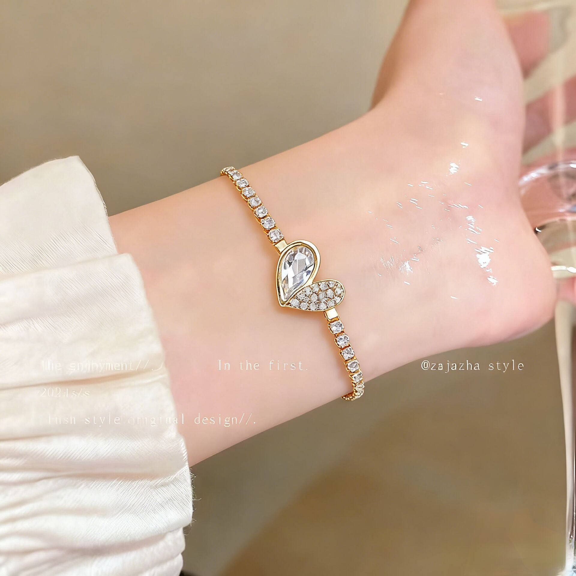 Cute Heart Shape Elaborate Copper Bracelets With KC Golden Electroplated Finish And Zircon Inlay Featuring Slider Chain