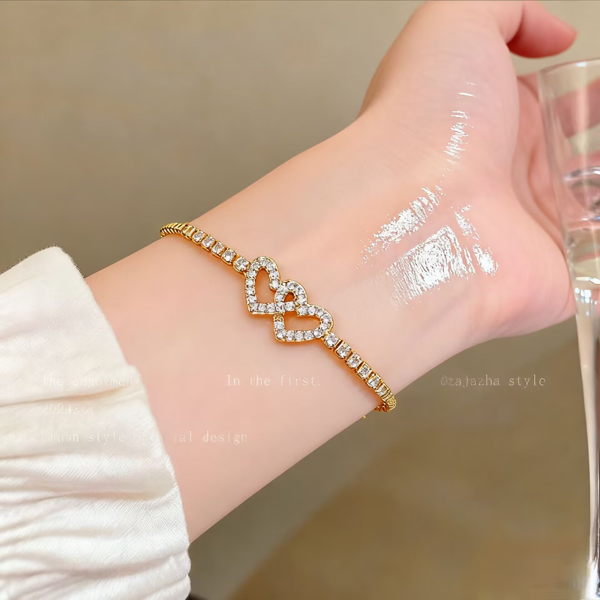 Cute Heart Shape Elaborate Copper Bracelets With KC Golden Electroplated Finish And Zircon Inlay Featuring Slider Chain