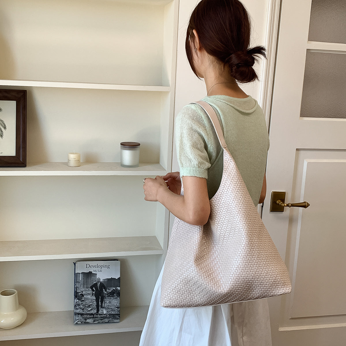 Adult Dumpling Shape Shoulder Bag In PU Leather With Top Handle, Suitable For All Seasons