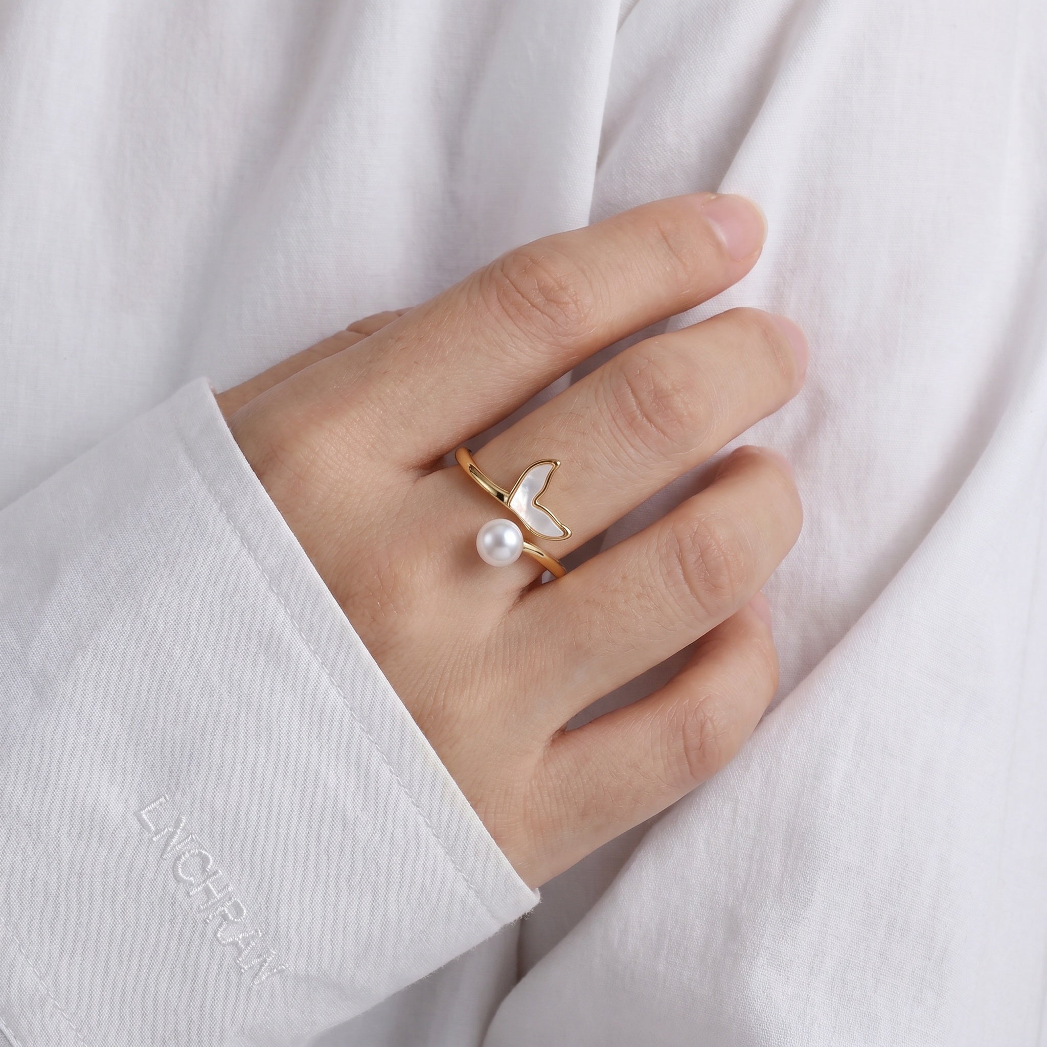 Fish Tail Open Ring For Women In Marine Style With Gold KC Golden Plated Finish 0.03µm Featuring Imitation Pearl