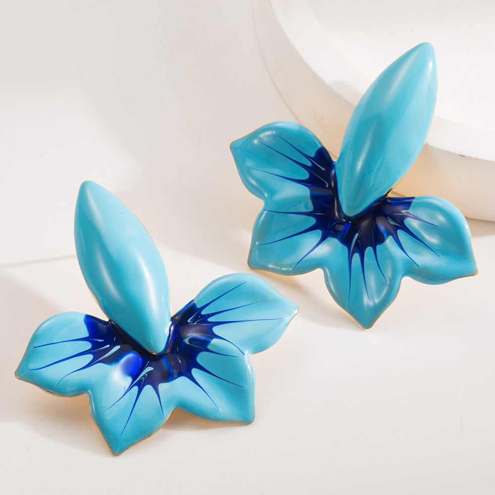 New Style Blue Enamel Flower Stud Earrings For Women In Alloy