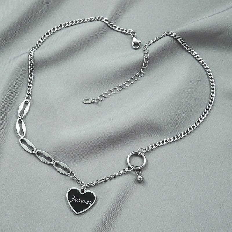 Hip-Hop Heart Shape Necklace For Women In Silver Featuring Titanium Steel Chain And Pendant