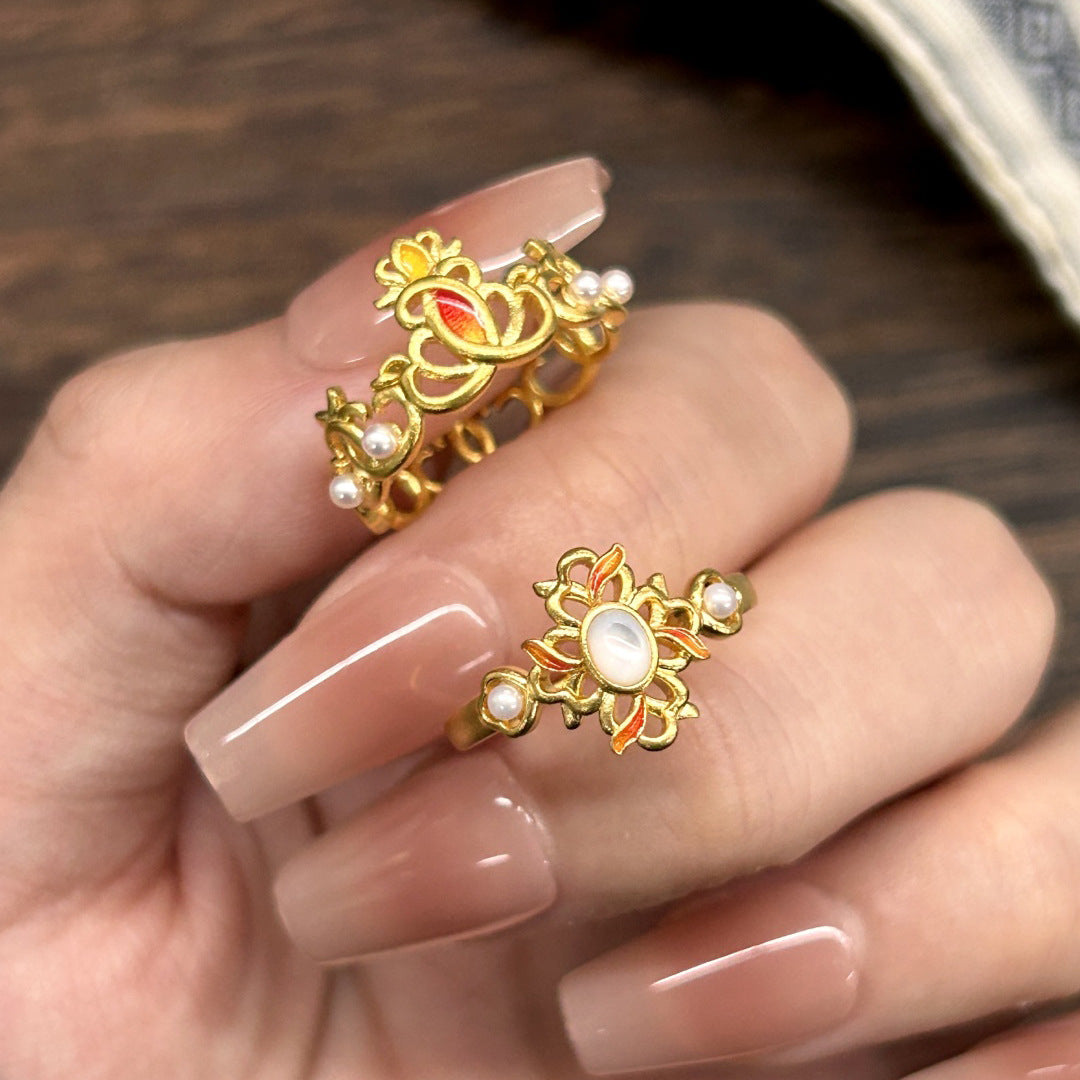Luxurious Crown Open Ring For Women In Gold Electroplated Copper