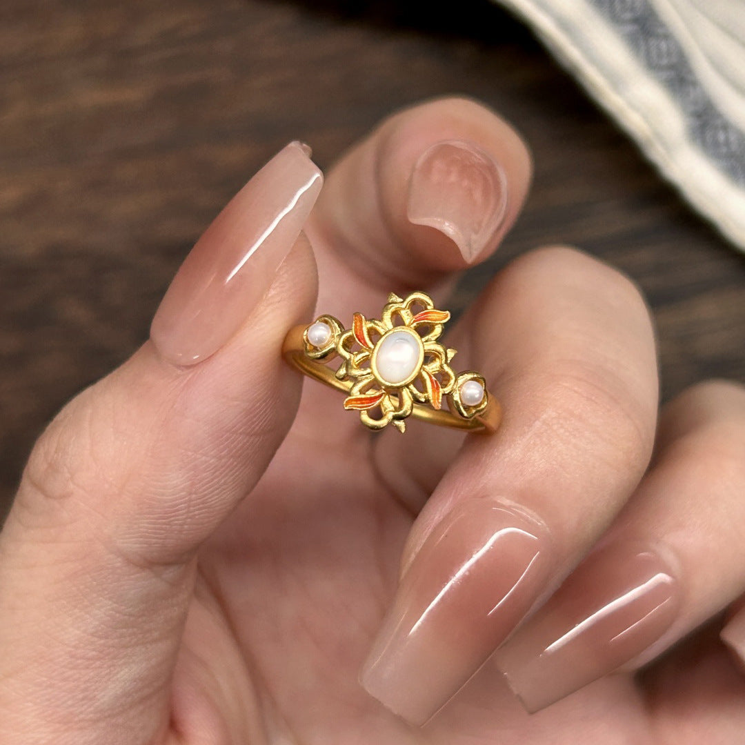 Luxurious Crown Open Ring For Women In Gold Electroplated Copper