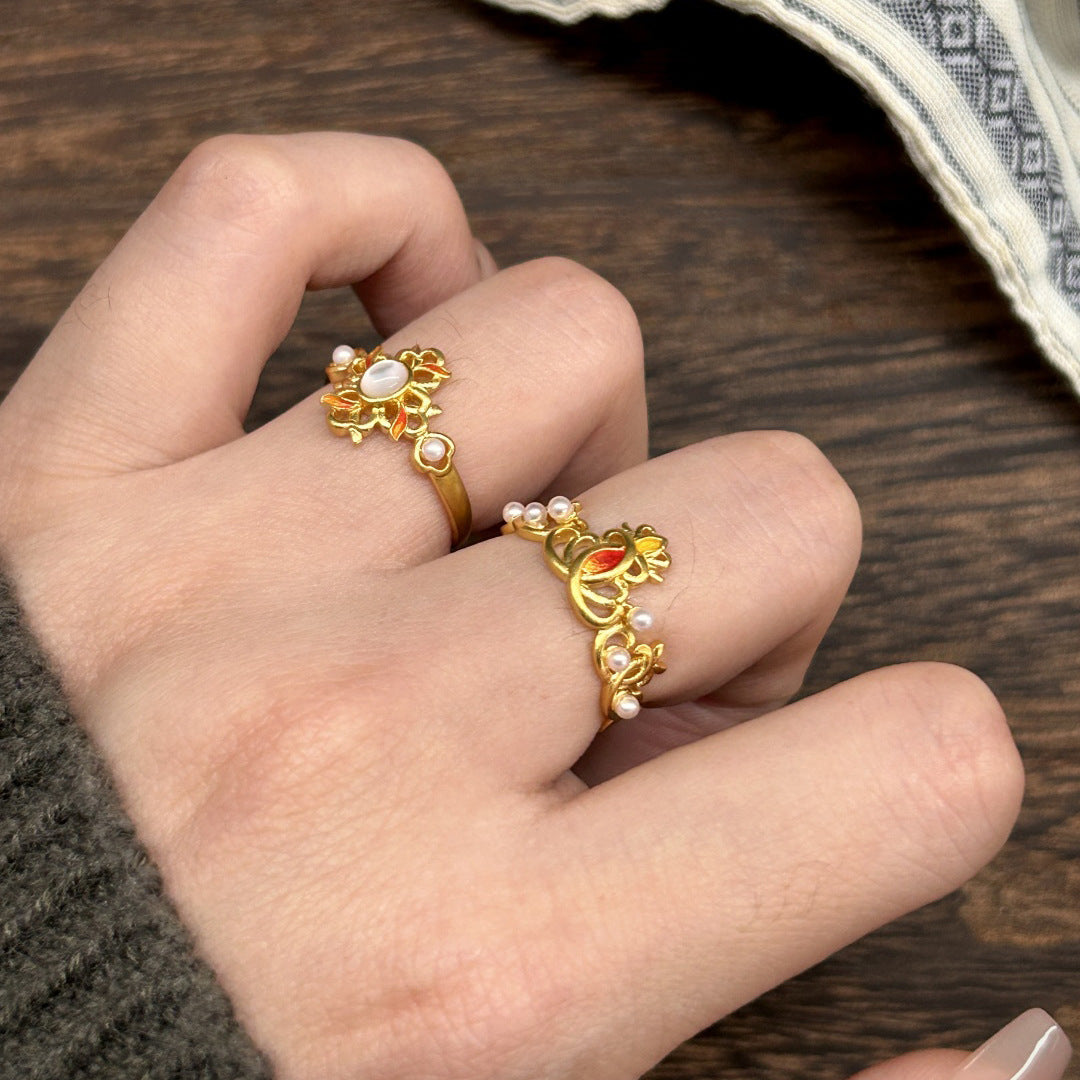 Luxurious Crown Open Ring For Women In Gold Electroplated Copper
