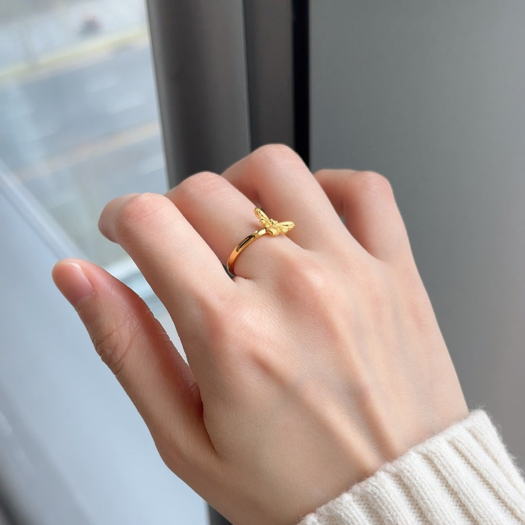 Cute Bee Open Ring For Women In Electroplated Copper, Perfect For Spring Wear