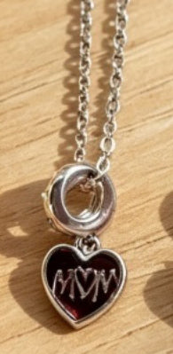 Handmade Silver Dragonfly Pendant Necklace For Women With Cute Style, Alloy Material And Acrylic Inlay On Handmade Chain