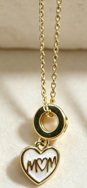 Handmade Silver Dragonfly Pendant Necklace For Women With Cute Style, Alloy Material And Acrylic Inlay On Handmade Chain
