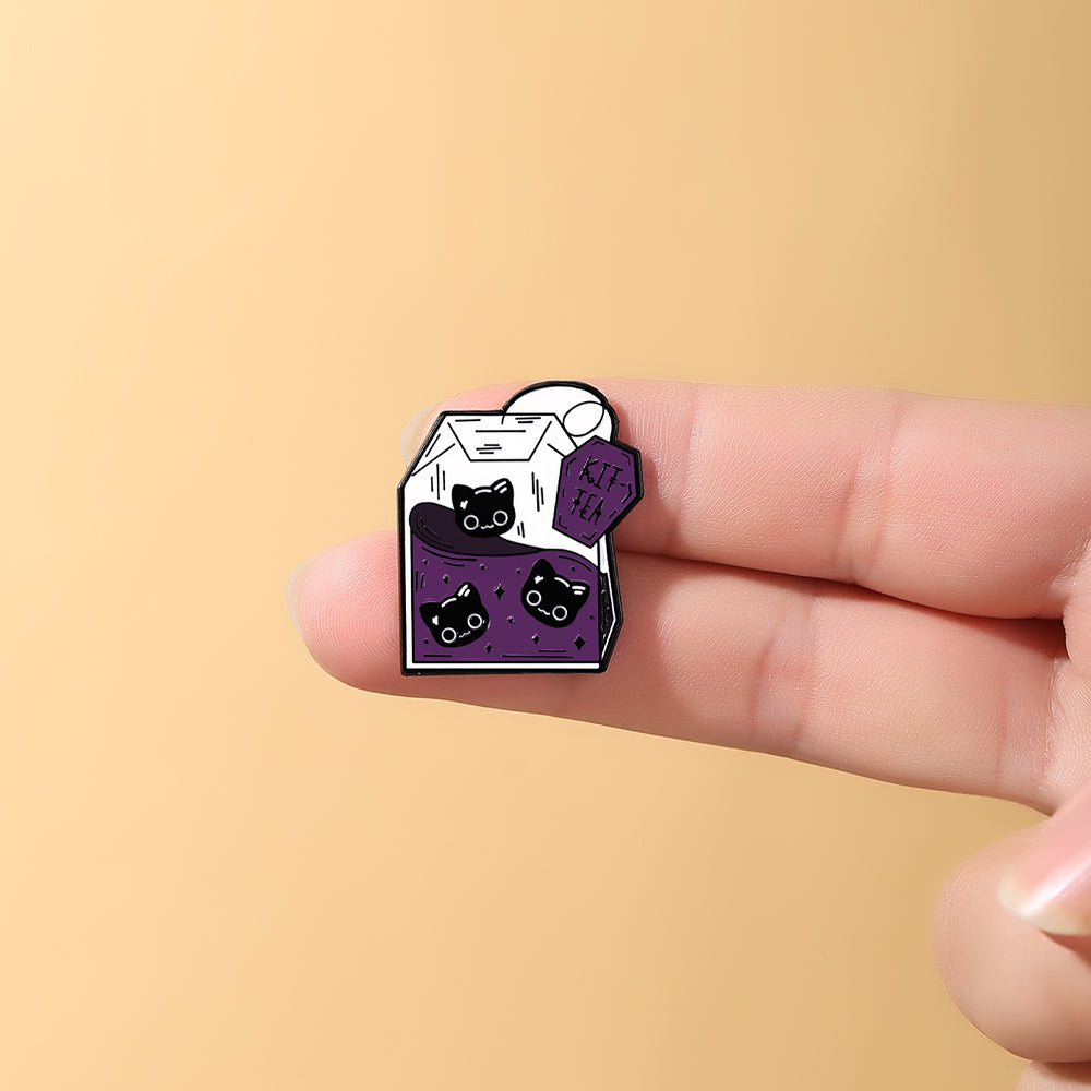 Animal Pin Made Of Zinc Alloy Featuring Enamel Craftsmanship In White Color
