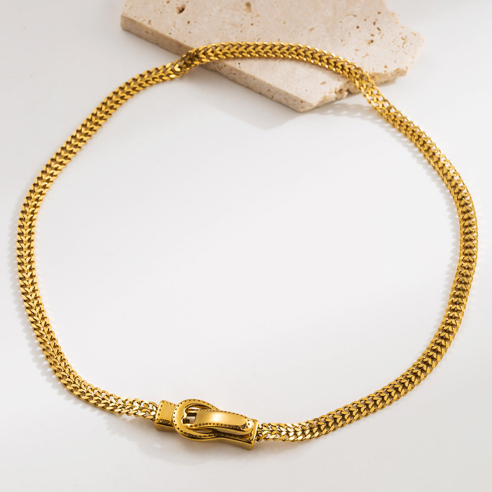 Exaggerated Snake Necklace For Women With Electroplated Alloy And Zircon Inlay On Snake Chain