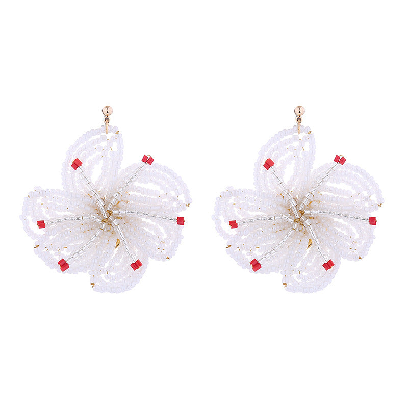 Exaggerated White Flower Earrings For Women With Beading Craft In Alloy Material