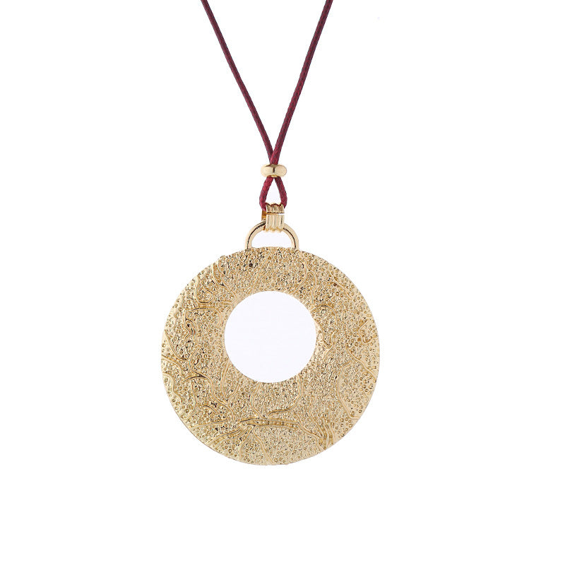 Exaggerated Round Long Necklace For Women In Silver Featuring Alloy Pendant With Twisted Rope Chain