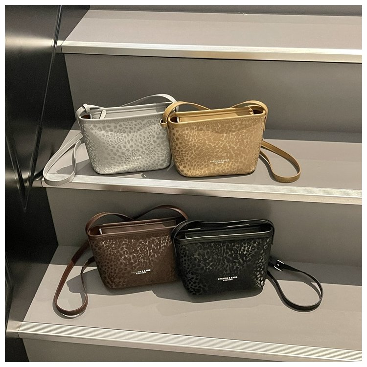 Lattice PU Leather Tote Bag For Adults With Double Shoulder Straps, Large Capacity, Suitable For All Seasons