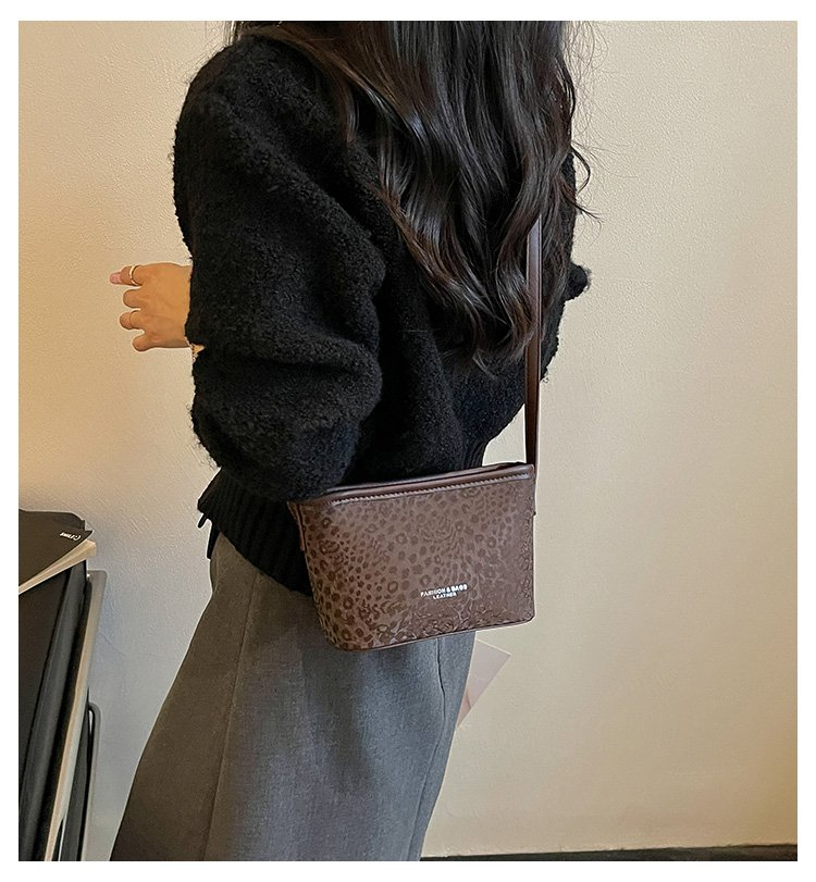 Lattice PU Leather Tote Bag For Adults With Double Shoulder Straps, Large Capacity, Suitable For All Seasons