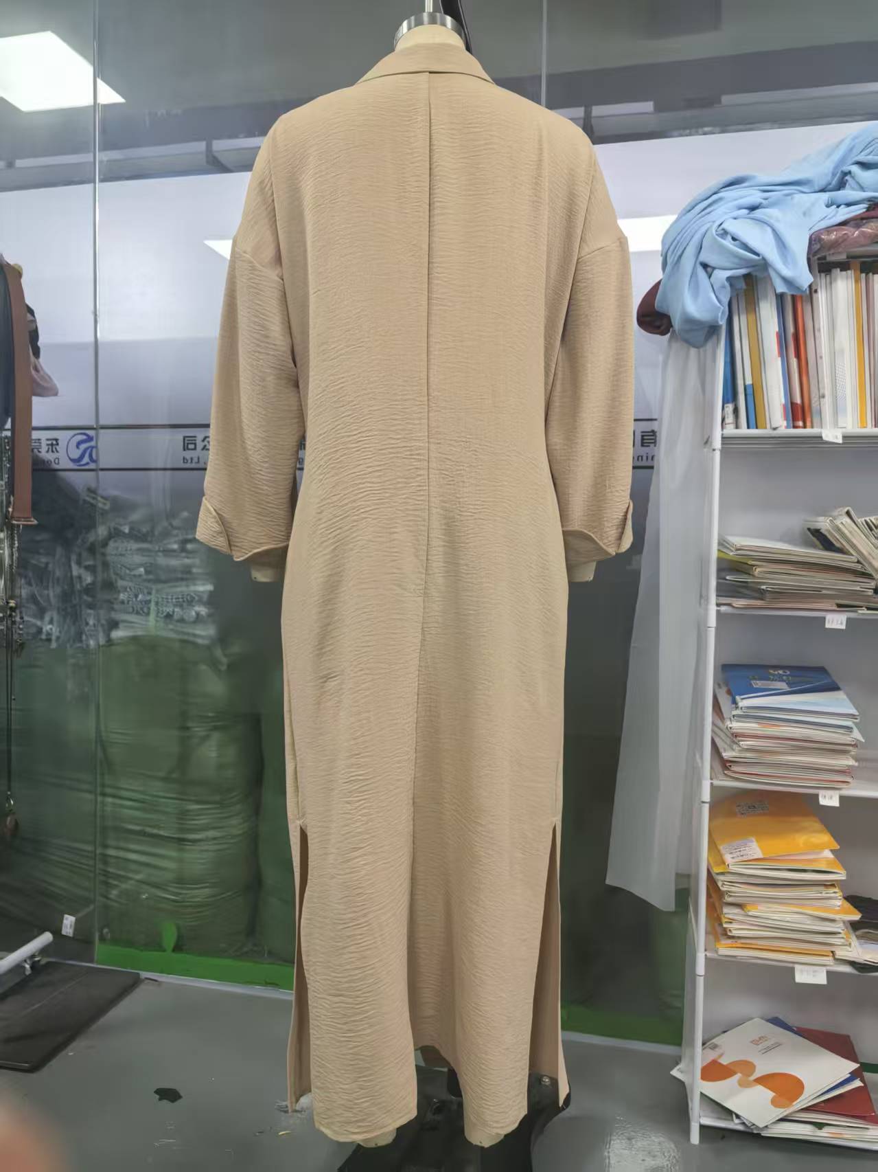 Solid Color Casual Shirt Dress With Long Sleeve And Shirt Collar, Made Of Polyester Fabric