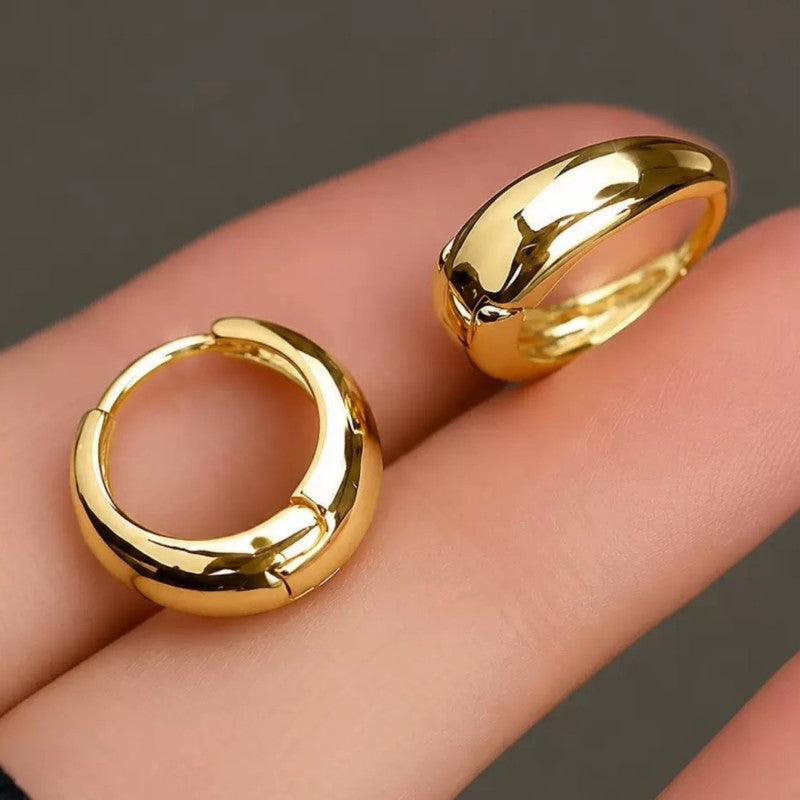 Elegant Geometric Zinc Alloy Earrings For Women With Golden Plated Electroplated Finish And 0.03µm Coating Thickness