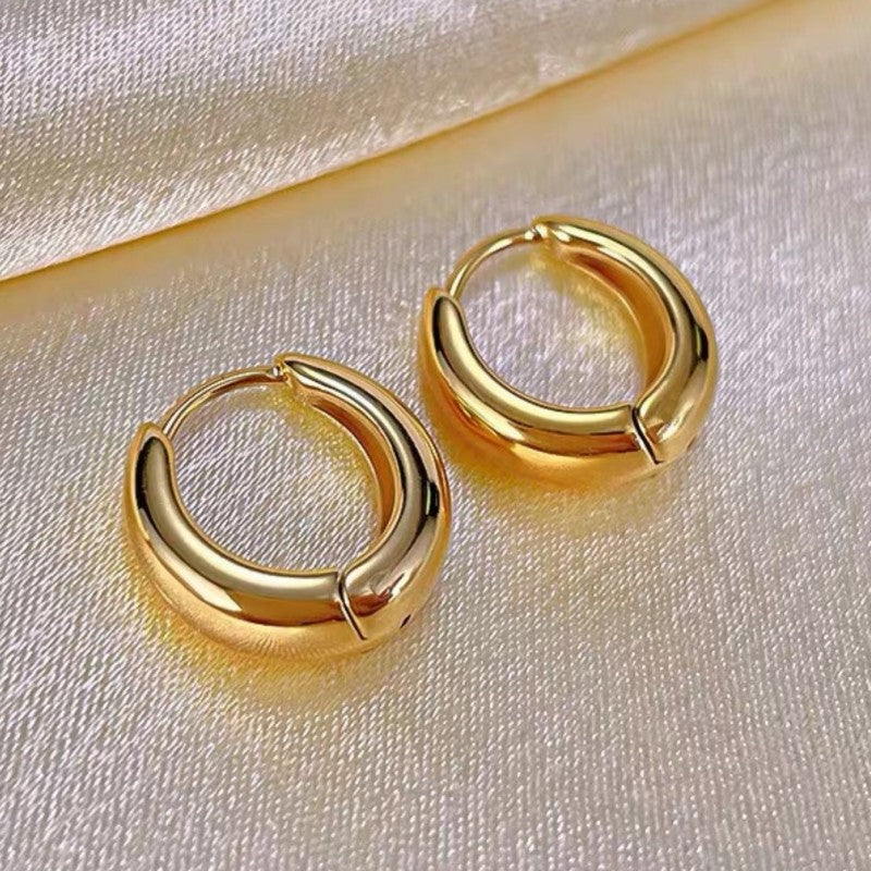 Elegant Geometric Zinc Alloy Earrings For Women With Golden Plated Electroplated Finish And 0.03µm Coating Thickness