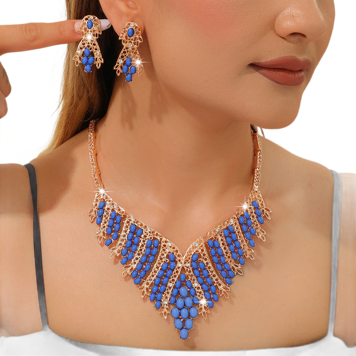 Exaggerated Women’s Jewelry Set Featuring Plant Pattern With Rhinestones In Alloy, 1 Set