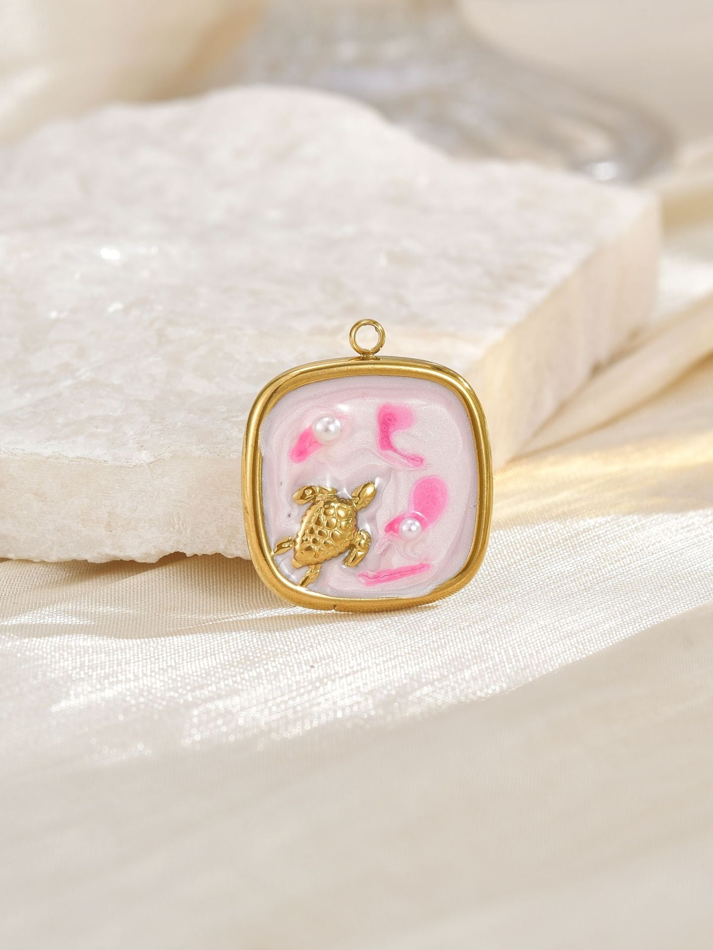 Ocean Metal Pendant With Enamel Craft In Marine Style, Gold Jewelry Accessories