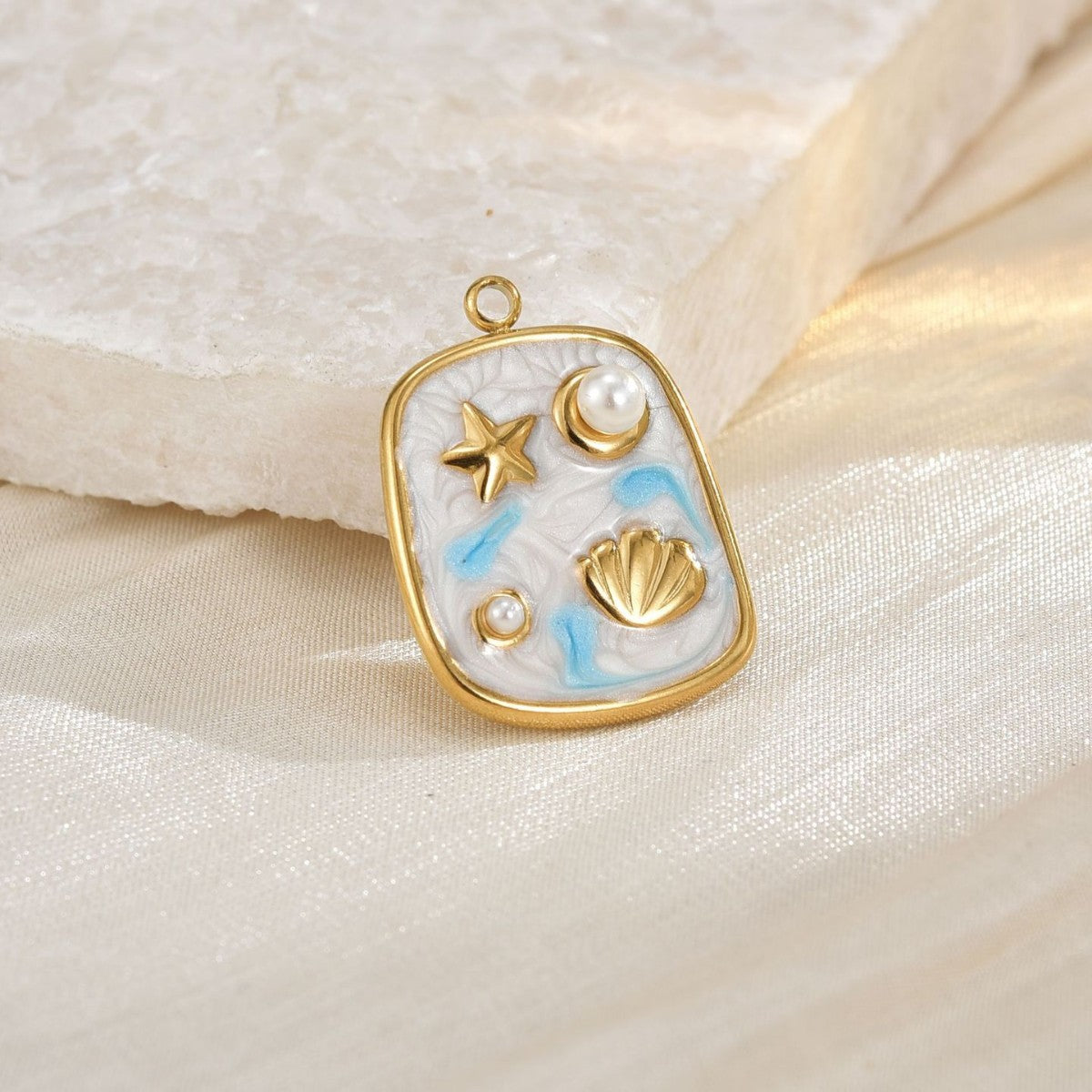 Ocean Metal Pendant With Enamel Craft In Marine Style, Gold Jewelry Accessories