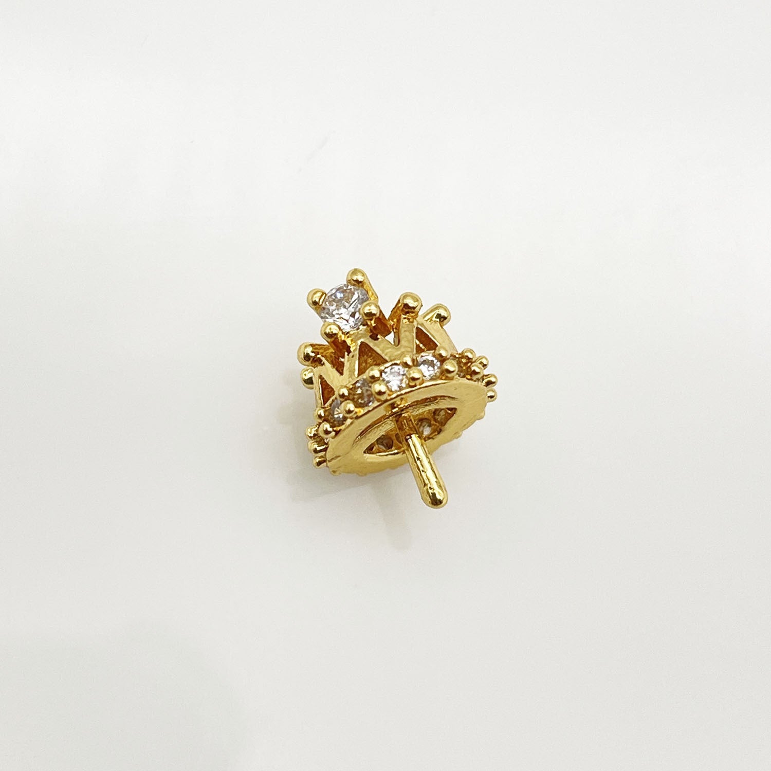 Copper Crown Pendant With Zircon Inlay, 18K Real Gold Plated And Electroplated Finish In Baroque Style