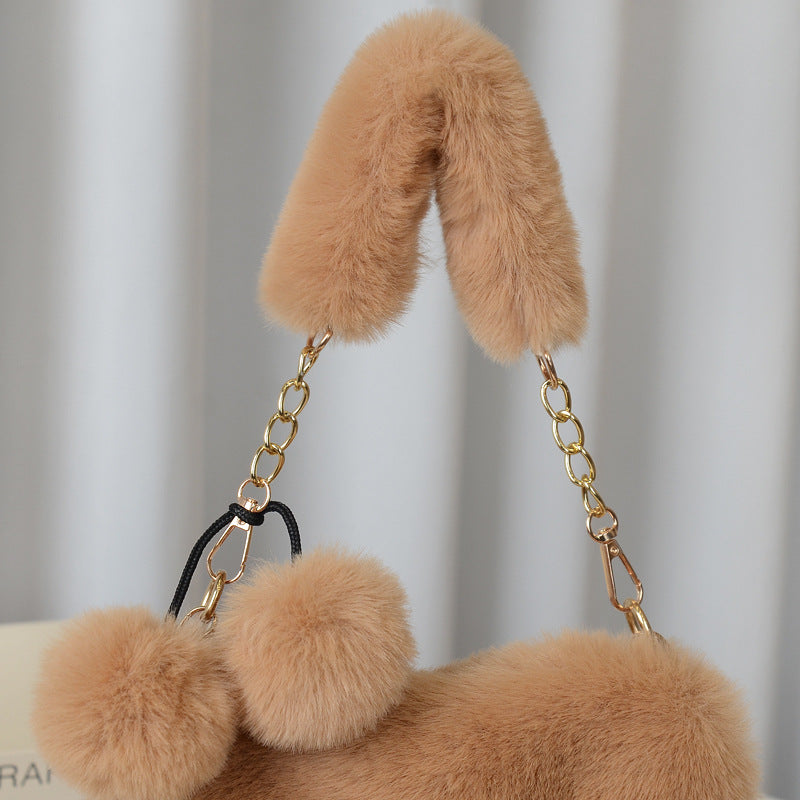 Heart-shaped Bag For Women In Polyester Featuring A Stylish Chain Strap, Perfect For Autumn