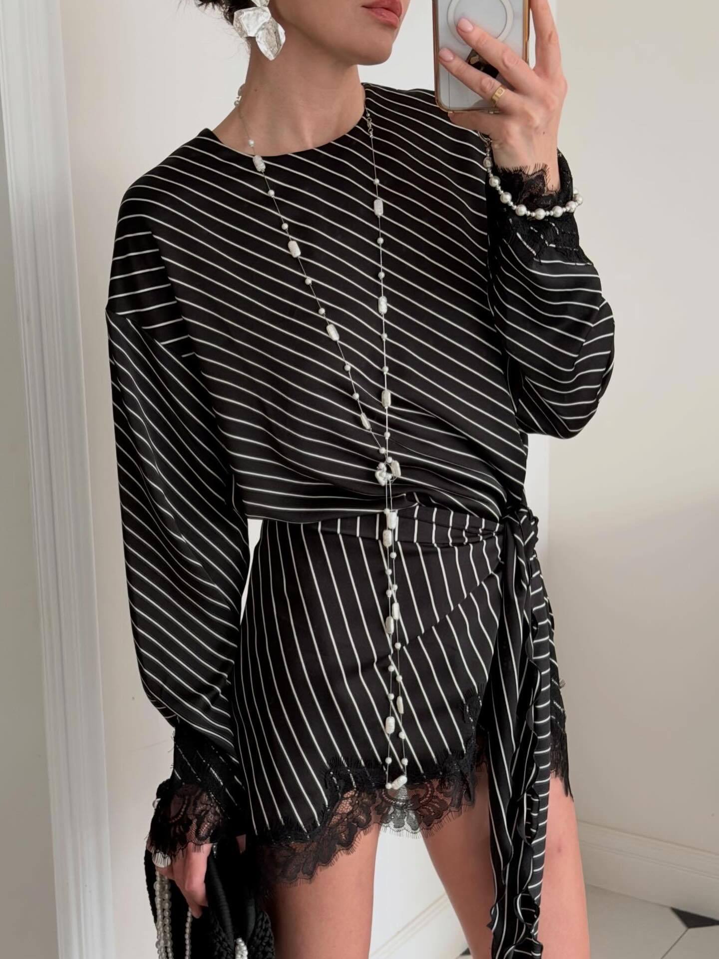 Elegant Long Sleeve Lace Pullover Blouse For Women In Polyester Fabric