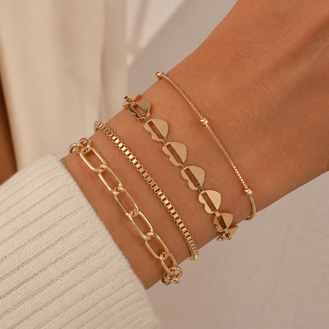 Geometric Waterproof Non Tarnish Gold Metal Bracelet For Women With Simple Style Cuban Link Chain