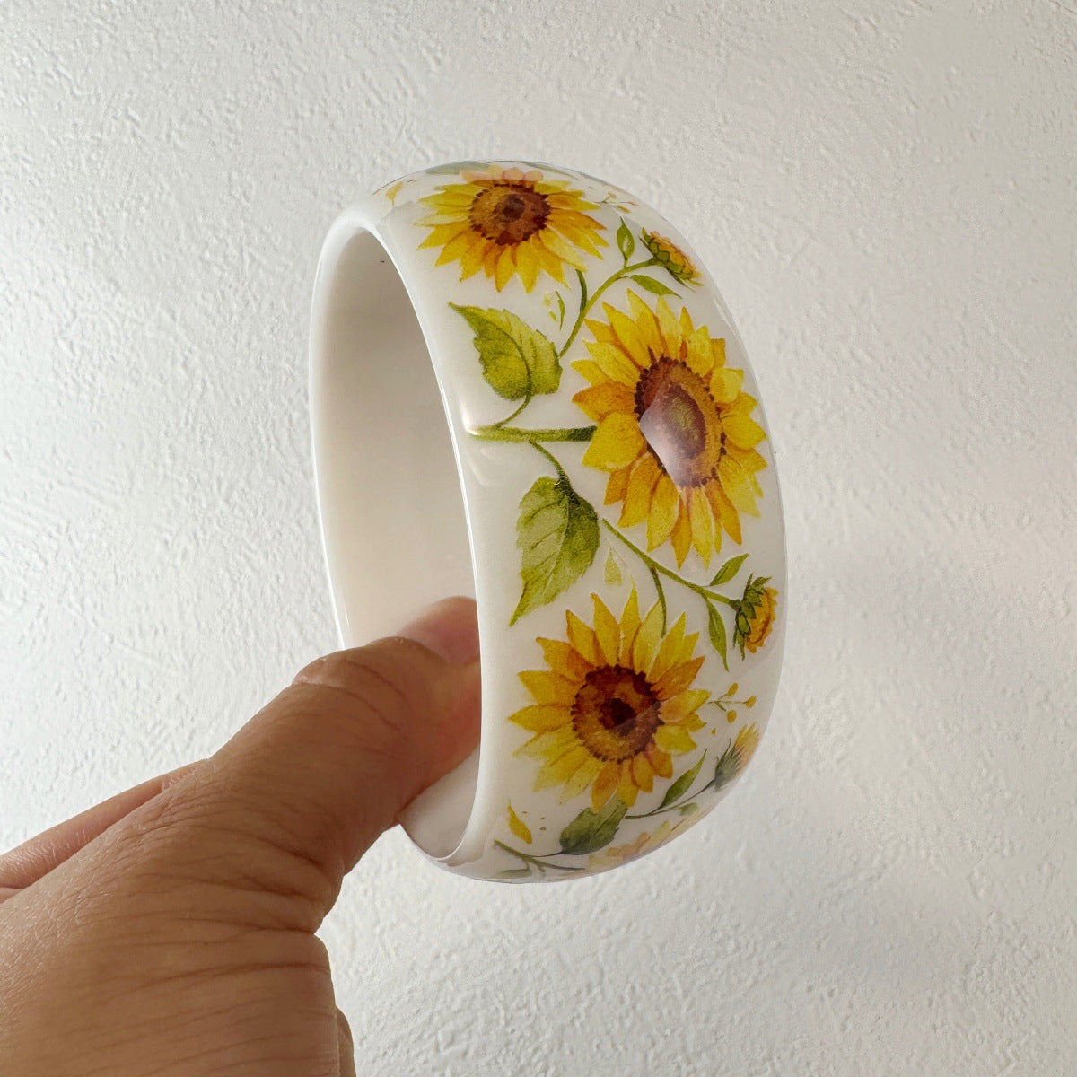 Bohemian Three-dimensional Dragonfly Resin Bangle Featuring Unique Artistic Design