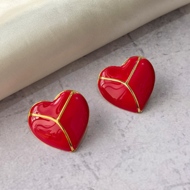 Heart Shape Stud Earrings For Women In Sweet Style, Made With Waterproof Non Tarnish 304 Stainless Steel