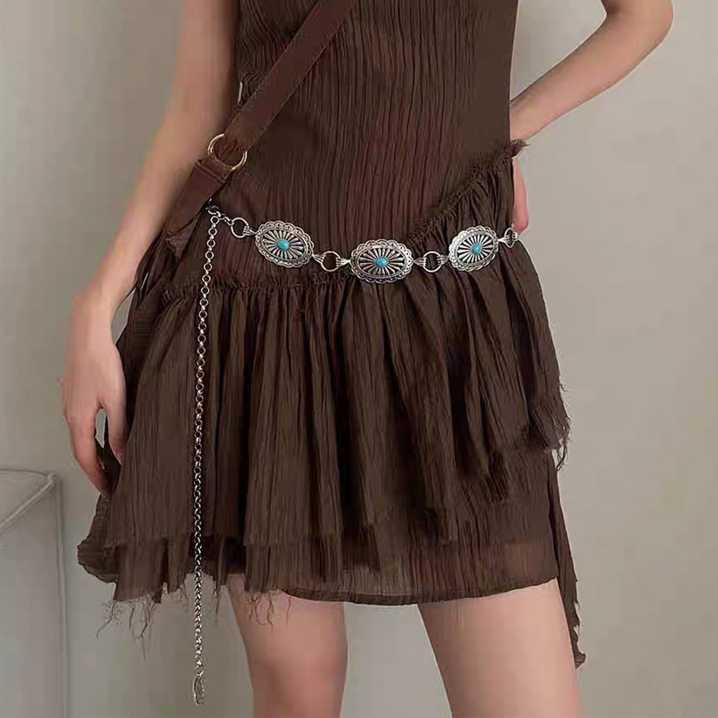 Bohemian Women’s Braided Belt With Flowers Pattern Featuring Pu Leather Automatic Buckle And Braid Surface Finish