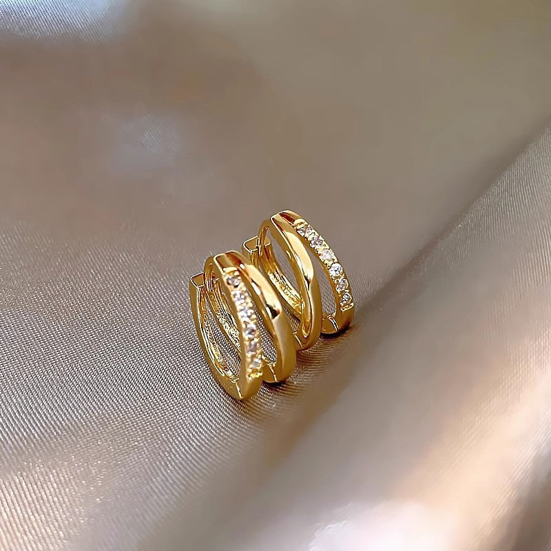 Luxurious Circle Hoop Earrings For Women In Copper Alloy With Golden Plated Bezel Setting And Zircon Inlay